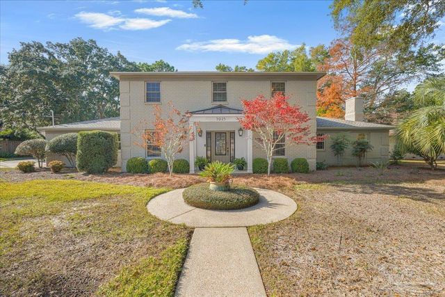 3925 Montalvo Dr, Pensacola, FL 32504