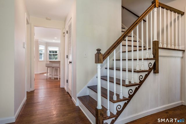 29 Flat Rock Hill Road, Old Lyme, CT 06371