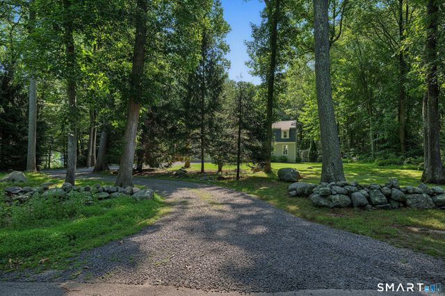 29 Flat Rock Hill Road, Old Lyme, CT 06371