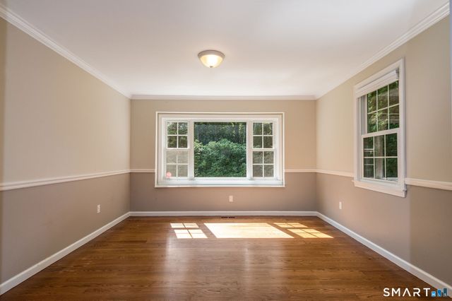 29 Flat Rock Hill Road, Old Lyme, CT 06371
