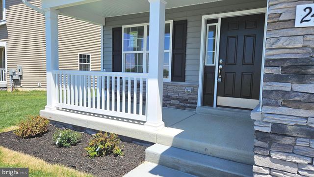 246 DOYLESTOWN RD, Smyrna, DE 19977
