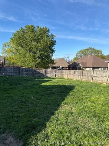 4231 Royal Oak Drive, New Albany, IN 47150