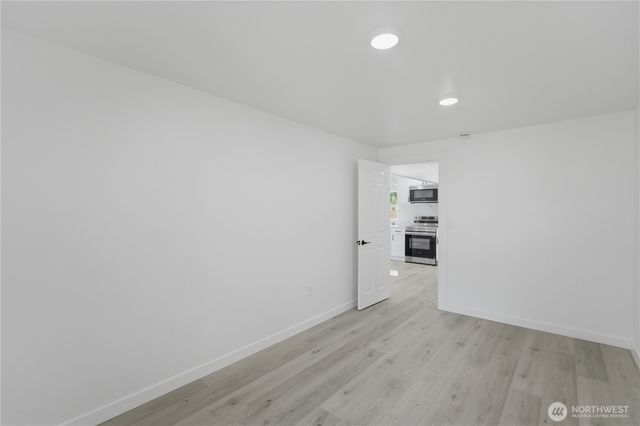 6830 S Bell Street, Tacoma, WA 98408
