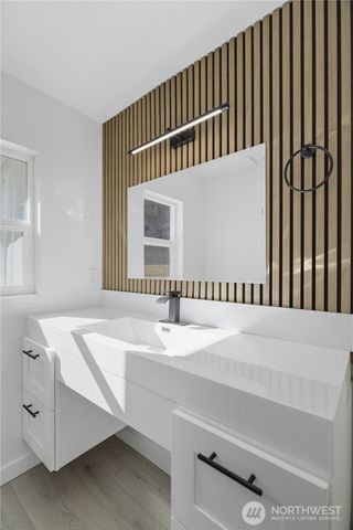 6830 S Bell Street, Tacoma, WA 98408