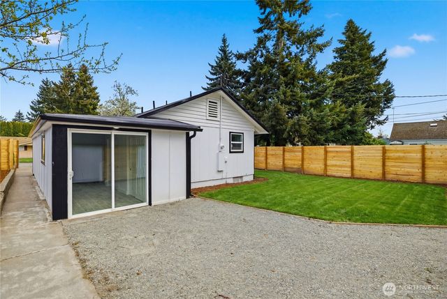 6830 S Bell Street, Tacoma, WA 98408