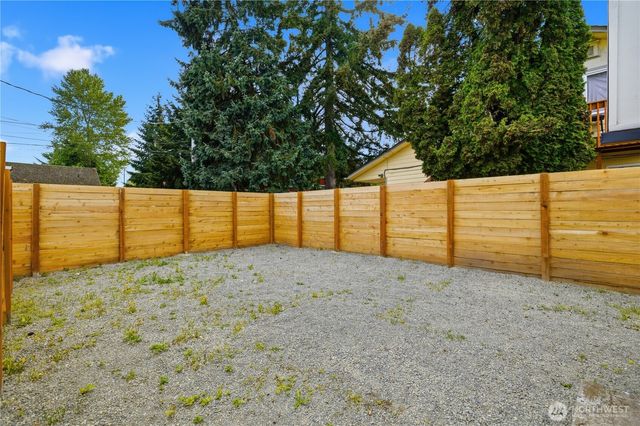 6830 S Bell Street, Tacoma, WA 98408