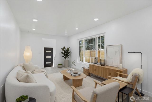 6830 S Bell Street, Tacoma, WA 98408