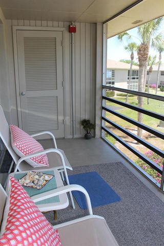 30 Lake Vista Trail 205, Port St. Lucie, FL 34952