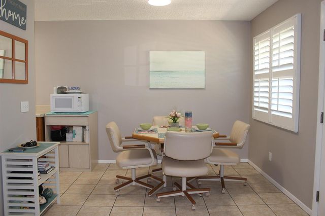 30 Lake Vista Trail 205, Port St. Lucie, FL 34952