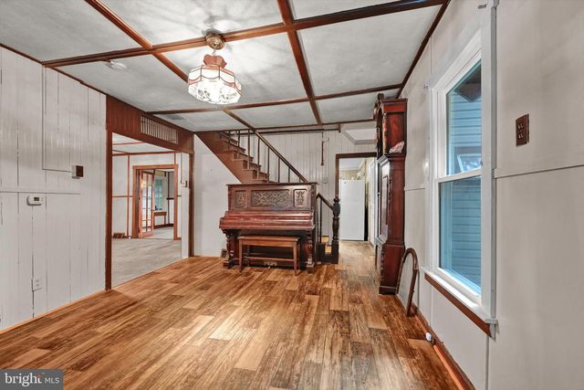 601 KEPHART AVE, Mount Gretna, PA 17064