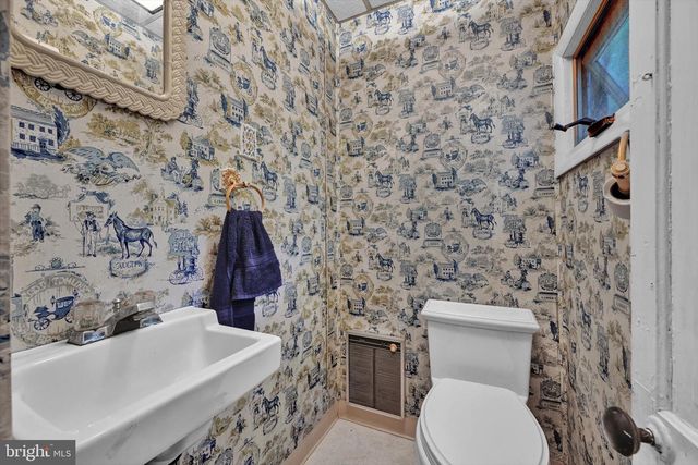 601 KEPHART AVE, Mount Gretna, PA 17064