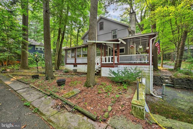 601 KEPHART AVE, Mount Gretna, PA 17064