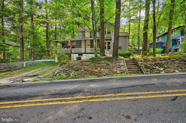 601 KEPHART AVE, Mount Gretna, PA 17064