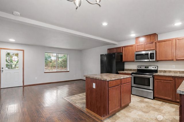 11608 204th Avenue E, Bonney Lake, WA 98391