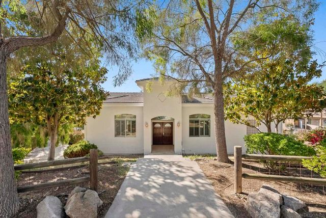 28328 Kettering Ln, Escondido, CA 92026