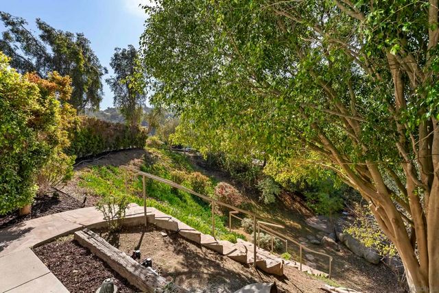 28328 Kettering Ln, Escondido, CA 92026