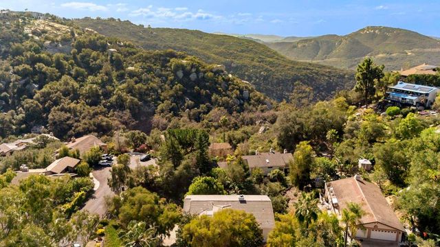 28328 Kettering Ln, Escondido, CA 92026