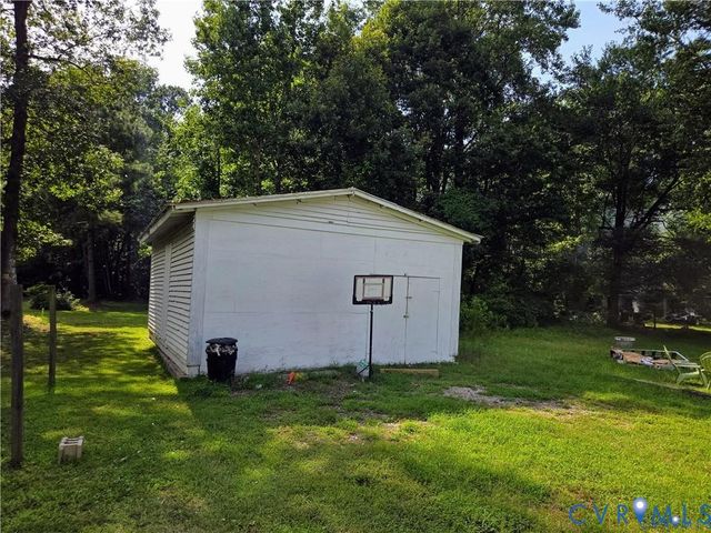 14204 Arwood Rd, Prince George, VA 23842