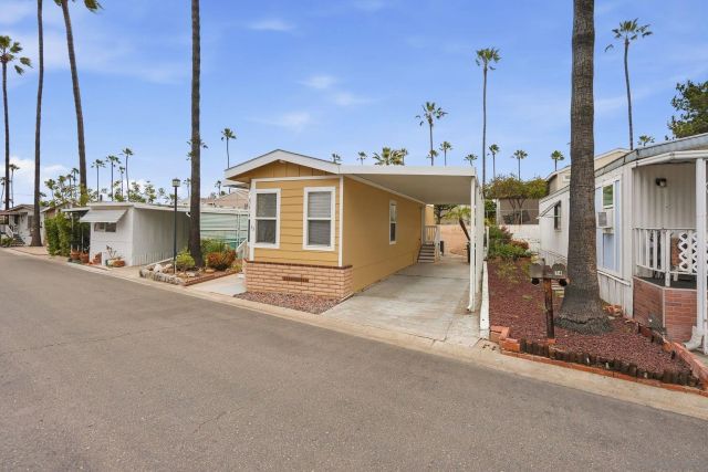 13594 Highway 8 Business 73, Lakeside, CA 92040