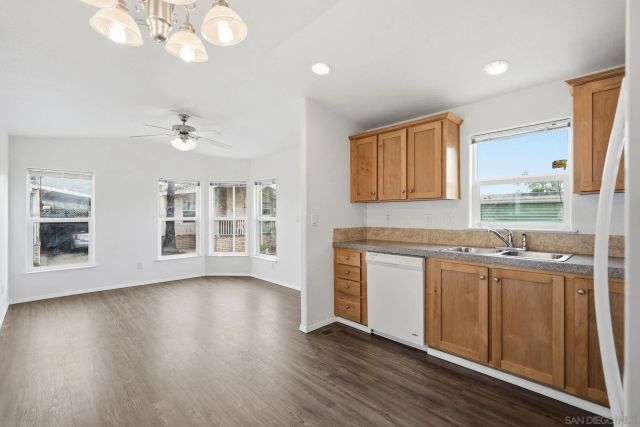 13594 Highway 8 Business 73, Lakeside, CA 92040