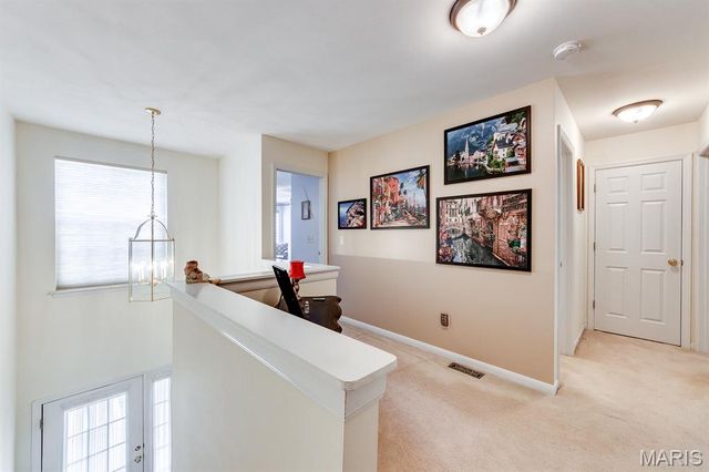 3809 Southern Manor Drive, Mehlville, MO 63125