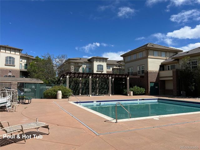 3865 S Dayton Street 302, Aurora, CO 80014