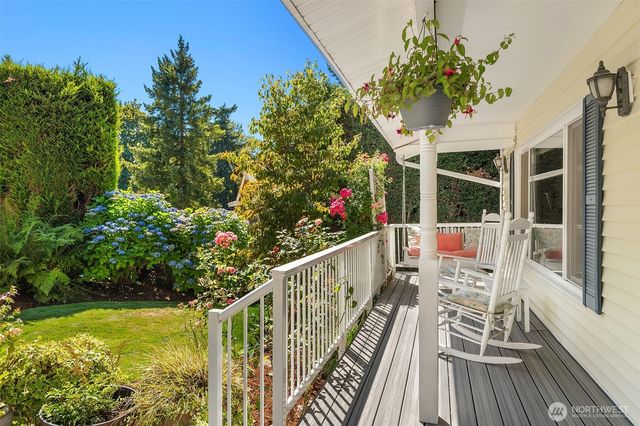13514 SE 57th Street, Bellevue, WA 98006