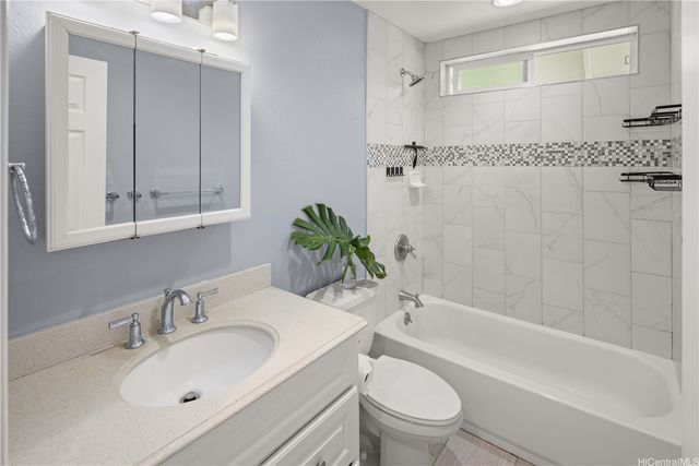 1720E Palolo Avenue, Honolulu, HI 96816