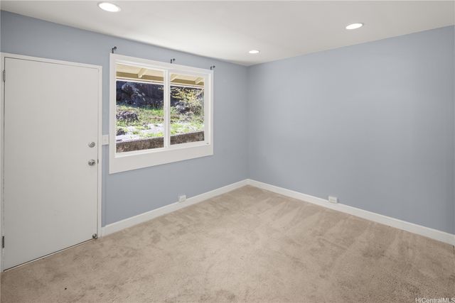 1720E Palolo Avenue, Honolulu, HI 96816