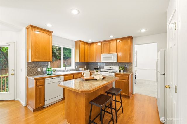 20037 139th Way SE, Kent, WA 98042
