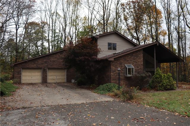 566 Monte Ln, Derry Twp, PA 15717