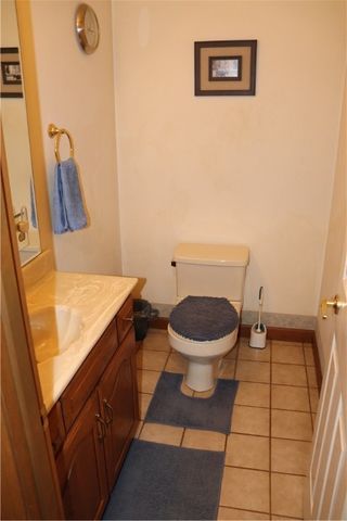 566 Monte Ln, Derry Twp, PA 15717