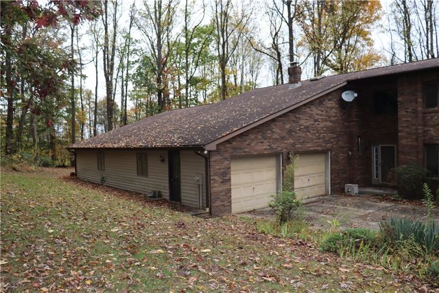 566 Monte Ln, Derry Twp, PA 15717