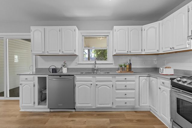2507 Violet Avenue, North Charleston, SC 29405