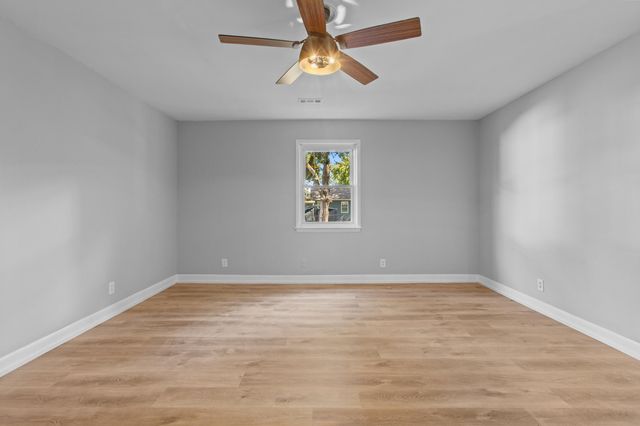 2507 Violet Avenue, North Charleston, SC 29405