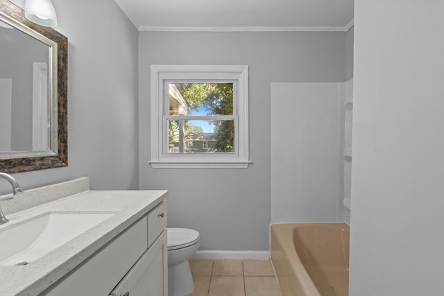 2507 Violet Avenue, North Charleston, SC 29405