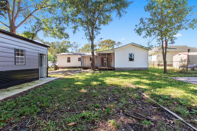 2507 Violet Avenue, North Charleston, SC 29405