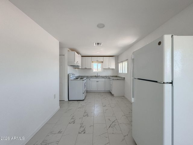 308 E DATE Avenue, Casa Grande, AZ 85122