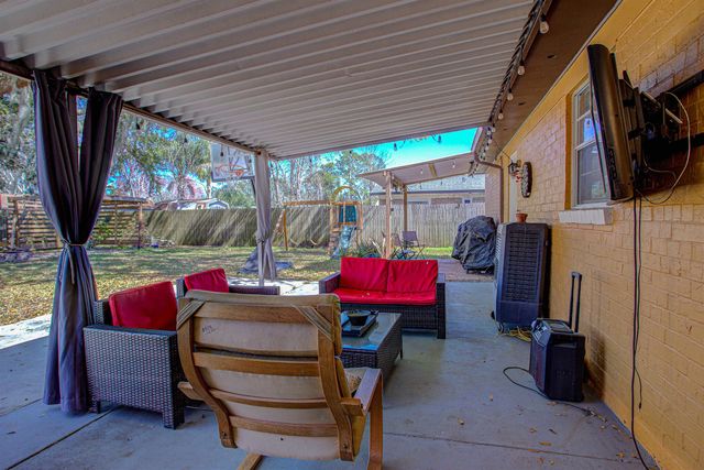 1688 Post Oak Ct, Orange Park, FL 32073
