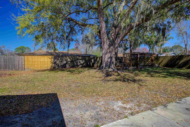 1688 Post Oak Ct, Orange Park, FL 32073