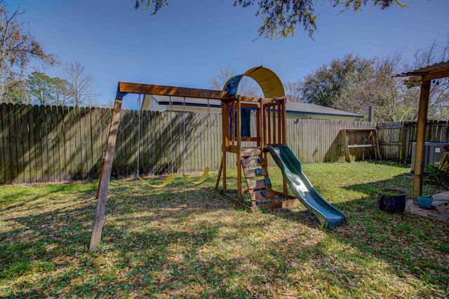 1688 Post Oak Ct, Orange Park, FL 32073