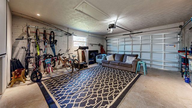 1688 Post Oak Ct, Orange Park, FL 32073