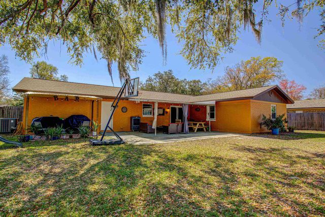 1688 Post Oak Ct, Orange Park, FL 32073