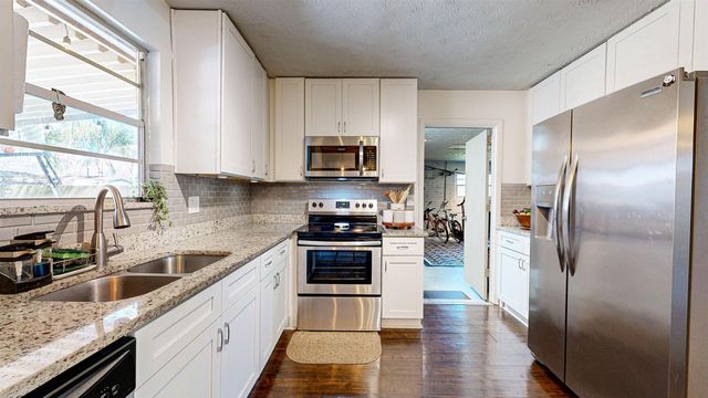 1688 Post Oak Ct, Orange Park, FL 32073