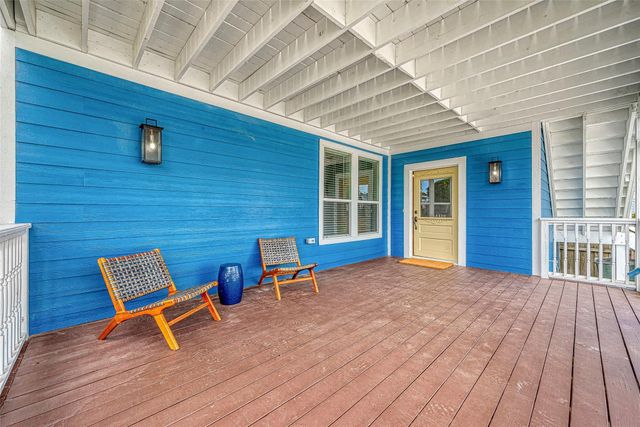 1110 Ave K DOWN, Galveston, TX 77550