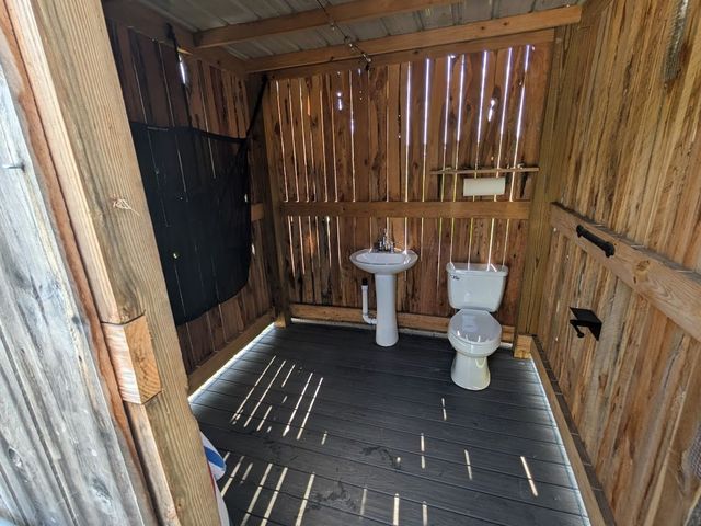 199 Walnut Grove Rd, Christiana, TN 37037