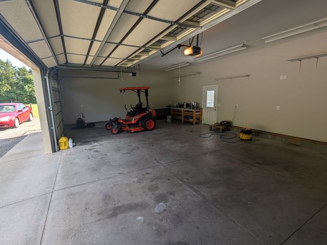 199 Walnut Grove Rd, Christiana, TN 37037