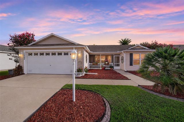 1563 HOLLYBERRY PLACE, The Villages, FL 32162