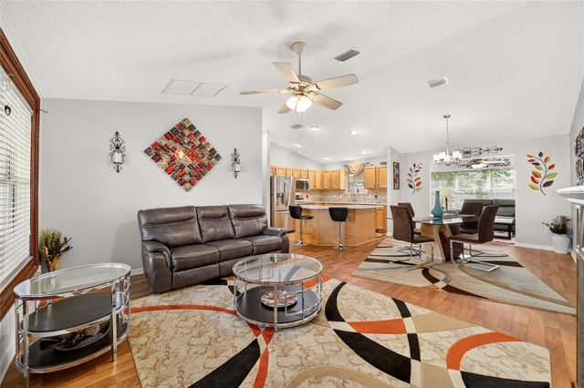 1563 HOLLYBERRY PLACE, The Villages, FL 32162