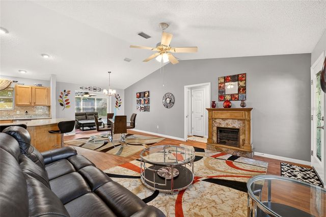 1563 HOLLYBERRY PLACE, The Villages, FL 32162